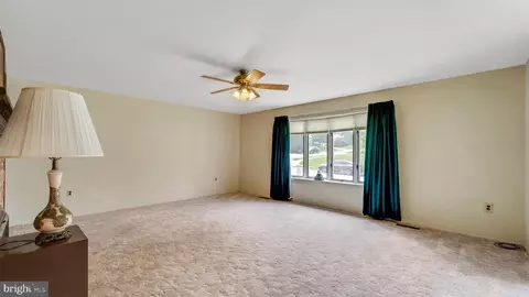 3388 Crumpton S, Laurel, MD 20724 photo 4