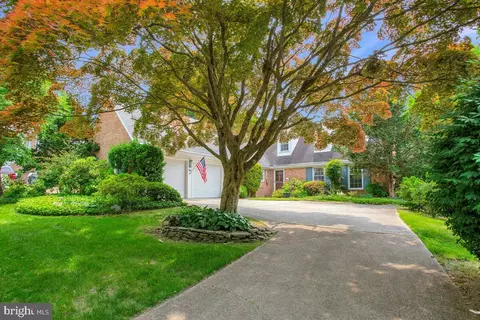 1583 Crofton Pkwy, Crofton, MD 21114