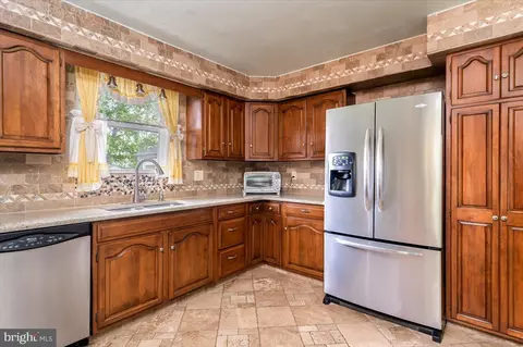 592 Upton Rd, Severn, MD 21144 photo 21