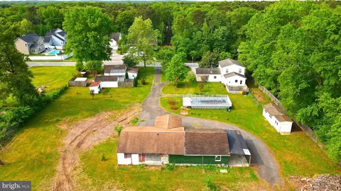 592 Upton Rd, Severn, MD 21144 photo 69