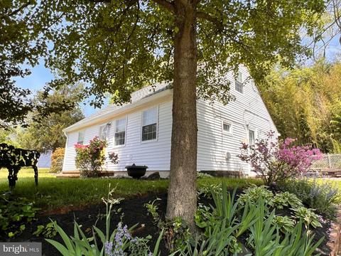 828 Clifton Ave, Arnold, MD 21012
