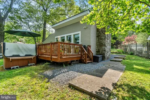 1484 Park Ln, Pasadena, MD 21122 photo 48