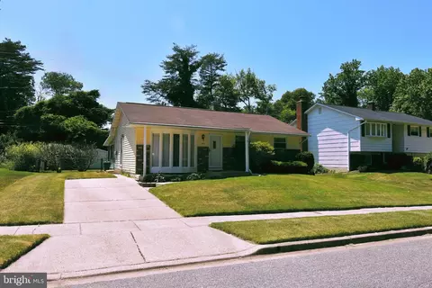 7975 Nolcrest Rd, Glen Burnie, MD 21061