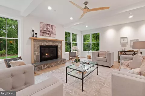 3912 Jiggsy Ct, Edgewater, MD 21037 photo 7