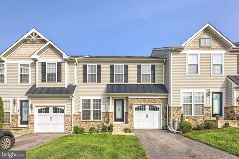 7517 Helston Ct, Hanover, MD 21076