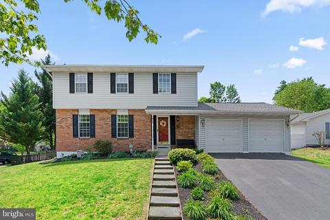 1935 Pometacom Dr, Hanover, MD 21076