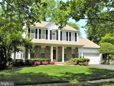 1196 New Church Ln, Annapolis, MD 21403