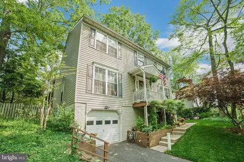 128 Lee Dr, Annapolis, MD 21403