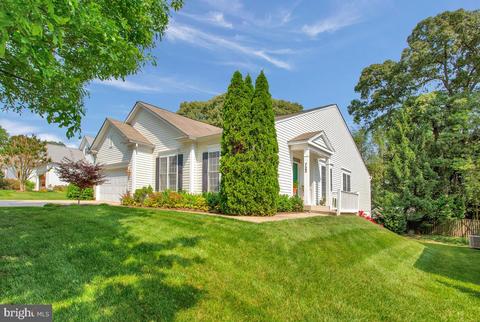722 Darlow Dr, Annapolis, MD 21409