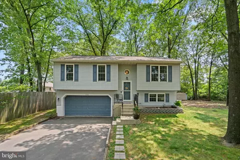 7530 Old Stage Rd, Glen Burnie, MD 21061
