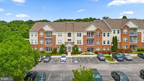 2504 Amber Orchard Ct W #204, Odenton, MD 21113