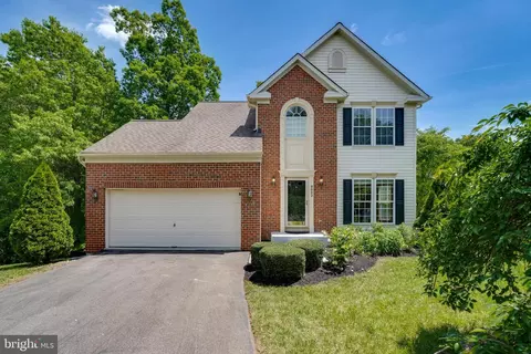 8003 Fox Cub Ct, Glen Burnie, MD 21061