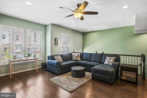 8023 Clovis Way, Hanover, MD 21076 photo 3