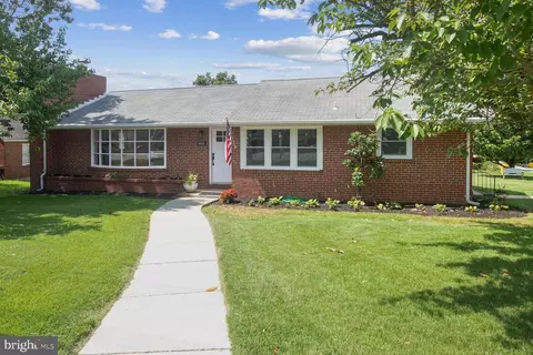 8468 Church Rd, Pasadena, MD 21122