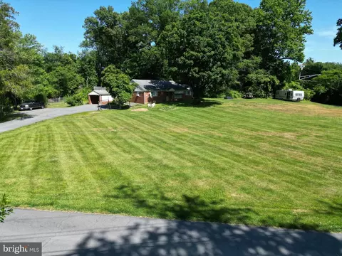 20 Linda Ln, Millersville, MD 21108