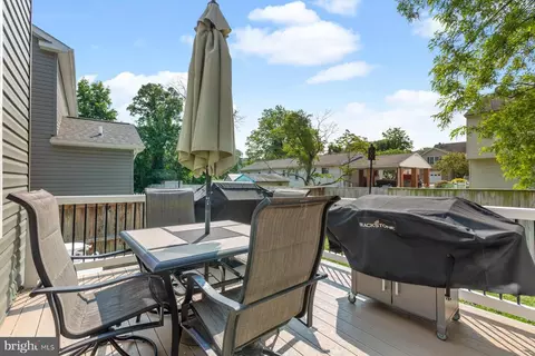 689 211th St, Pasadena, MD 21122 photo 36