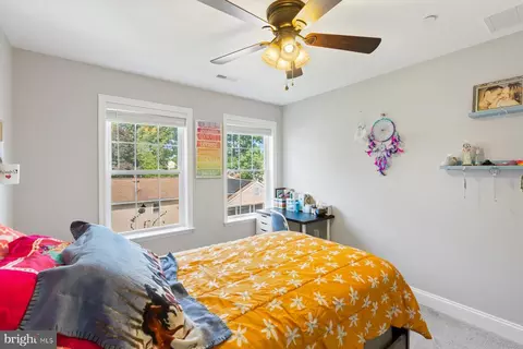 689 211th St, Pasadena, MD 21122 photo 24