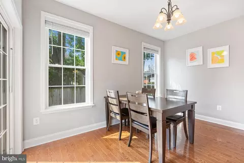 689 211th St, Pasadena, MD 21122 photo 13
