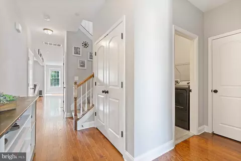 689 211th St, Pasadena, MD 21122 photo 4