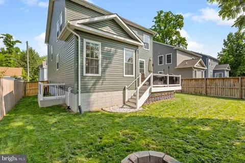 689 211th St, Pasadena, MD 21122 photo 38