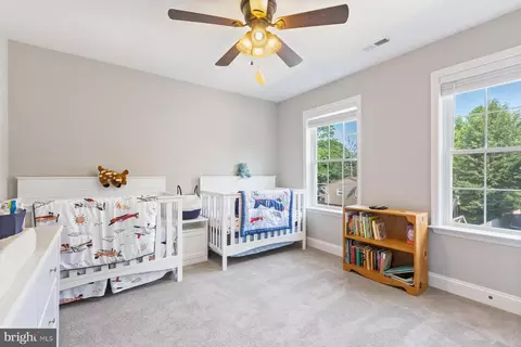 689 211th St, Pasadena, MD 21122 photo 25