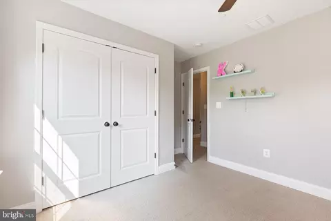 689 211th St, Pasadena, MD 21122 photo 21