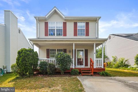 7904 Leeds Dr, Pasadena, MD 21122