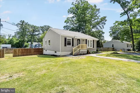 15 S Carolina Ave, Pasadena, MD 21122