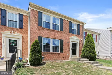 224 Foxtree Dr, Glen Burnie, MD 21061