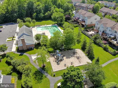306 Colony Point Pl, Edgewater, MD 21037 photo 36