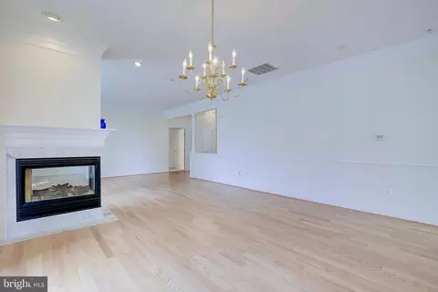306 Colony Point Pl, Edgewater, MD 21037 photo 15