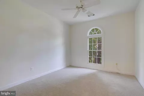306 Colony Point Pl, Edgewater, MD 21037 photo 25