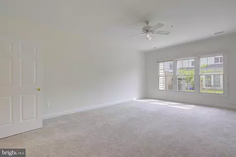 306 Colony Point Pl, Edgewater, MD 21037 photo 26