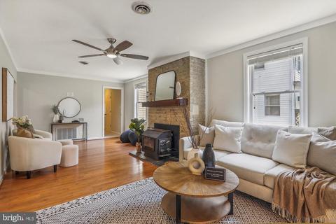 1304 Holly St, Shady Side, MD 20764 photo 5