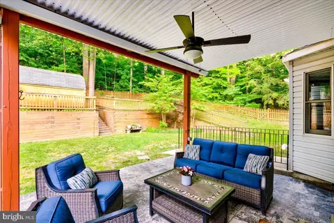 1121 Charing Cross Dr, Crofton, MD 21114 photo 26
