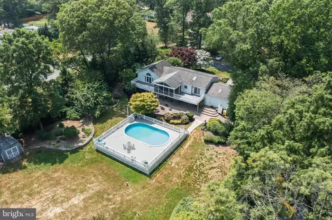 8235 Old Mill Rd, Pasadena, MD 21122 photo 41