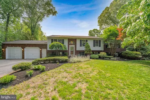 8235 Old Mill Rd, Pasadena, MD 21122