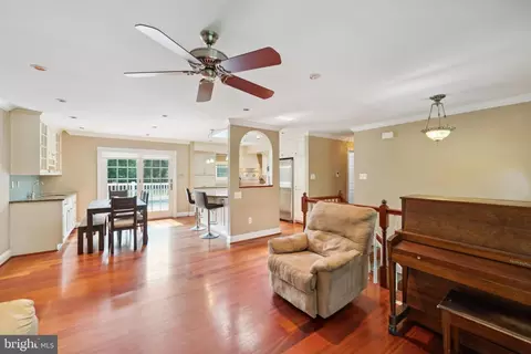 8235 Old Mill Rd, Pasadena, MD 21122 photo 7