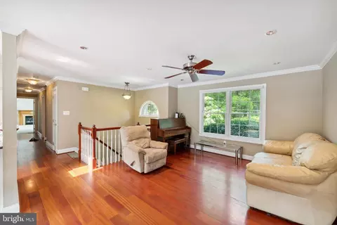 8235 Old Mill Rd, Pasadena, MD 21122 photo 4
