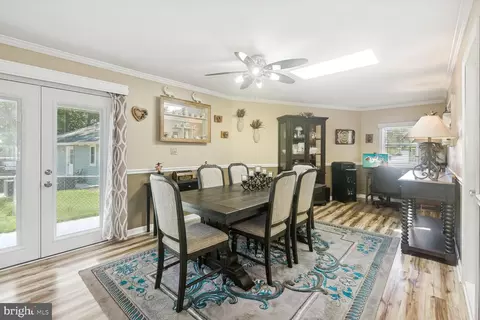 801 222nd St, Pasadena, MD 21122 photo 3