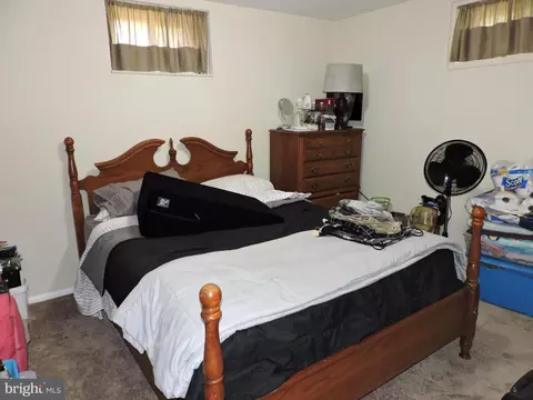 8470 Bussenius Rd, Pasadena, MD 21122 photo 27