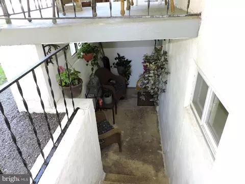 8470 Bussenius Rd, Pasadena, MD 21122 photo 18