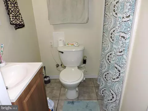 8470 Bussenius Rd, Pasadena, MD 21122 photo 26