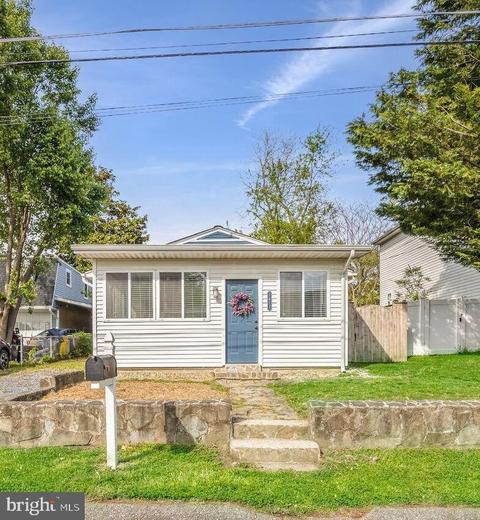 1613 Bishop Rd, Edgewater, MD 21037