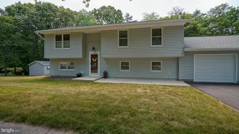 843 Derby Farms Dr, Severn, MD 21144