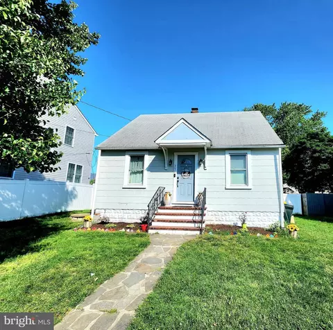 250 Carroll Rd, Pasadena, MD 21122