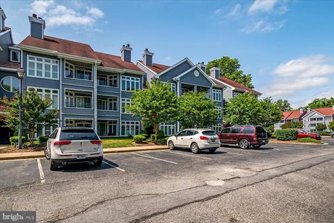 1136 Lake Heron Dr #1B, Annapolis, MD 21403