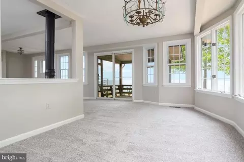 2124 Lake Dr, Pasadena, MD 21122 photo 32