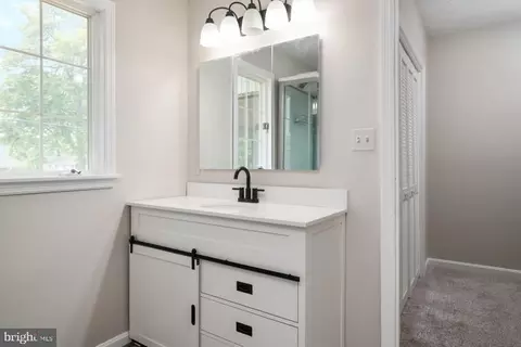 2124 Lake Dr, Pasadena, MD 21122 photo 30