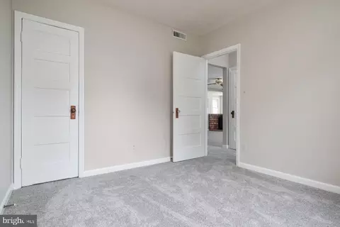 2124 Lake Dr, Pasadena, MD 21122 photo 40
